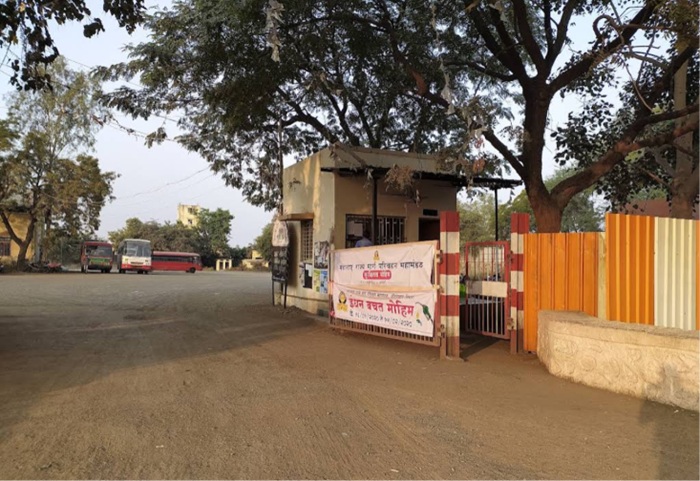 gangapur bus stand main gate